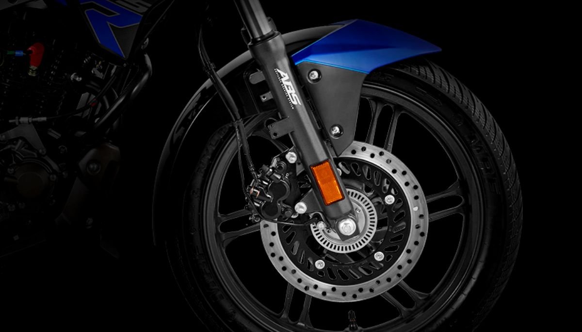 Hero ने लॉन्च की Hero Xtreme 125R स्पोर्ट बाइक जो KTM जैसी स्पोर्टी बाइक को टक्कर देगी,जाने कीमत 6 Hero Xtreme 125R Suspension & Brakes